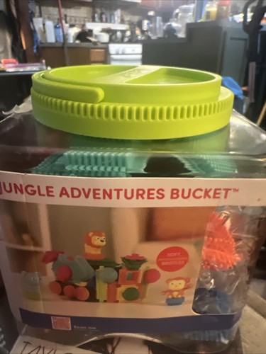 Battat Bristle Blocks Jungle Adventures 48 Plastic Sensory Blocks New 2+ - Picture 2 of 3