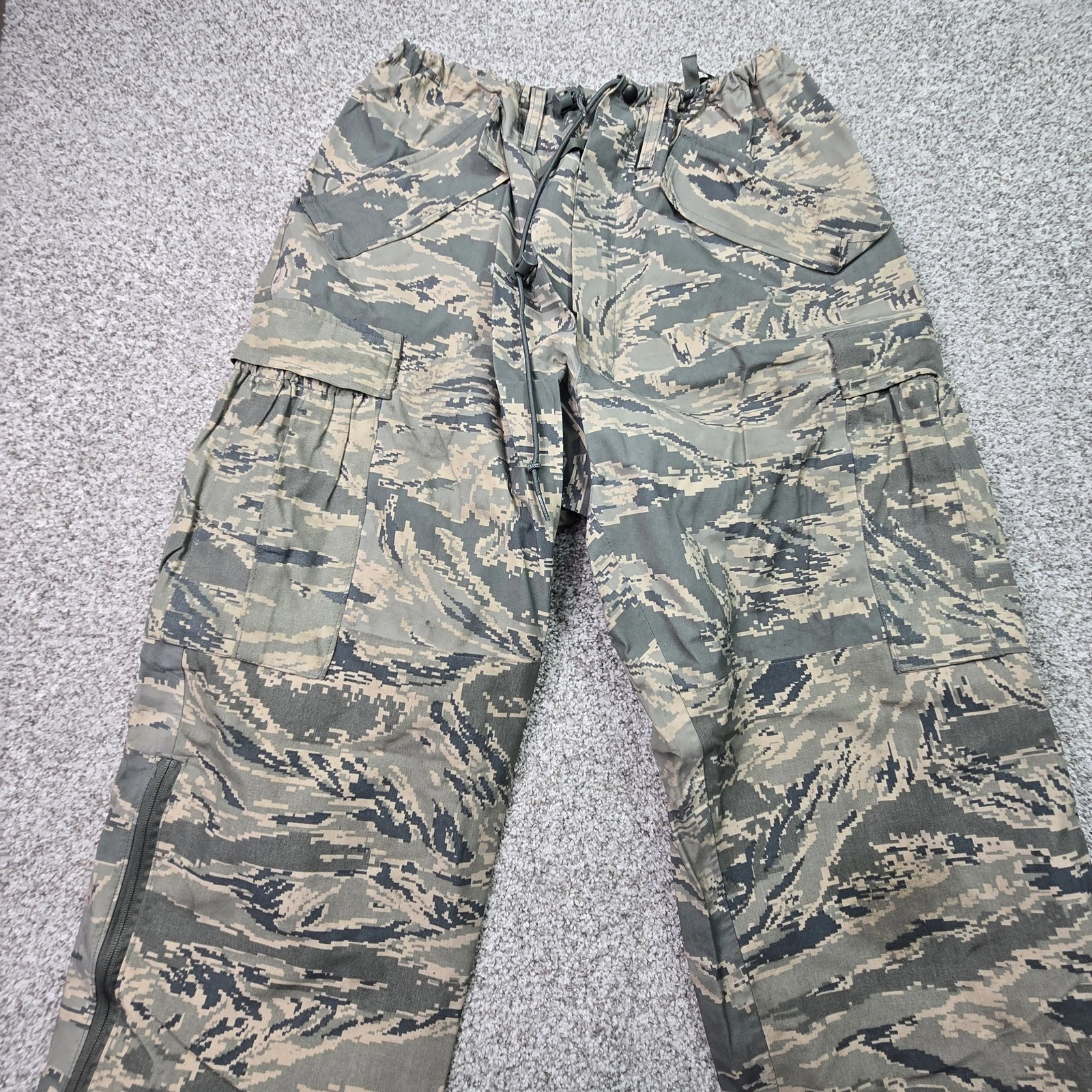Valley Apparel APECS Rain Pants Mens Medium Green Camo Waterproof Nylon Cargo