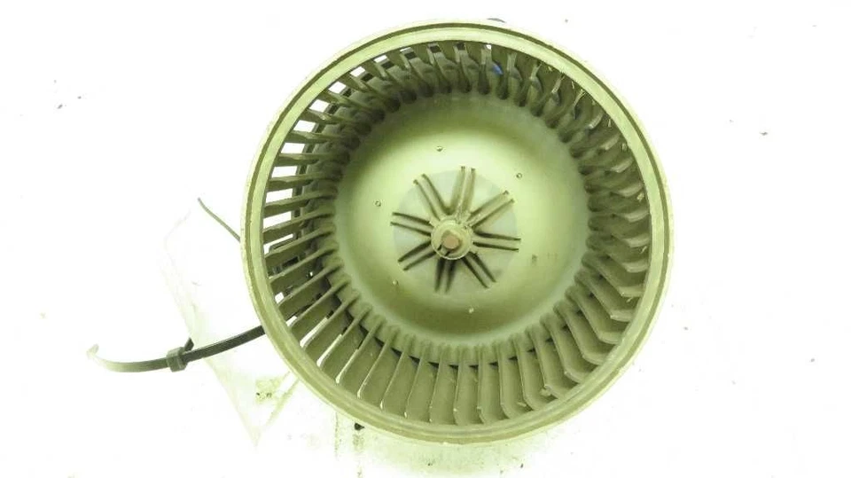 98-02 TOYOTA COROLLA 1.8L AC BLOWER MOTOR  - Image 4 of 4