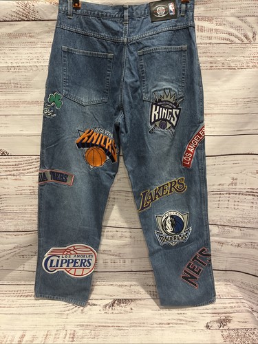 Pantalones de mezclilla bordados de la NBA W32x30 - Ropa de baloncesto ligeramente usada - Imagen 11 de 22