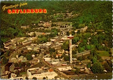 Continental postcard Greetings from Gatlinburg birds-eye view UNP