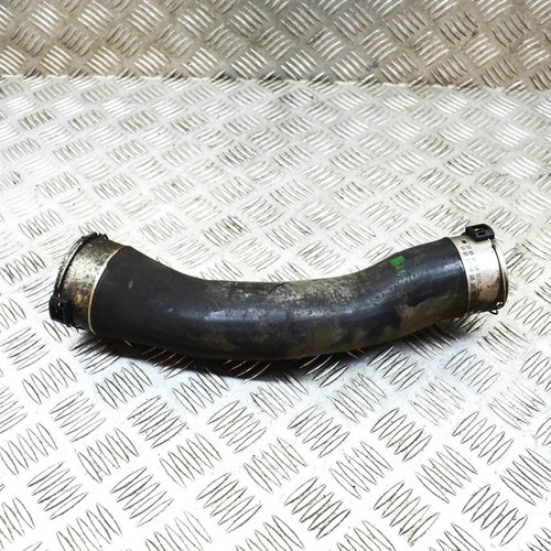 BMW 1 F20 114 d Ladeluftkühlerschlauch 521108A 1.6 Diesel 70kw 2012