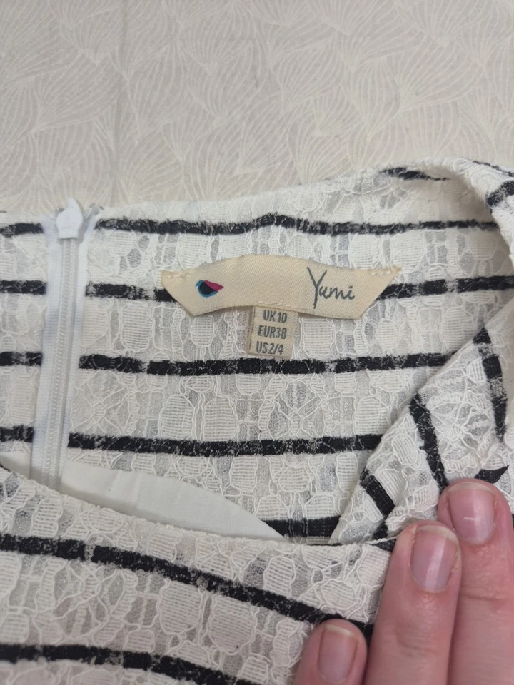 Yumi Dress Fit And Flare Skater Stripes Black And White Size: 10 - Image 2 of 4