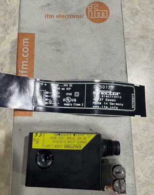 IFM OJ5017 Efector 200 Photo Electric Sensor OJELFPKG/AS New!!!!!