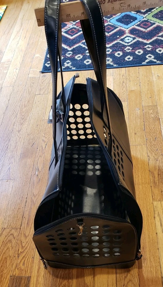 Bolsa Bark N aprobada por aeropuerto. Gato o perro de hasta 16 libras. negro Foto 3 de 4