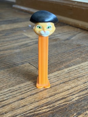 Disney Puss in Boots Cat Head PEZ Dispenser - Orange Stem, Black Hat