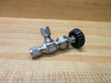 Hoke D3722G4Y Needle Valve