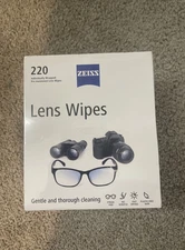 ZEISS Lens Wipes, 220 Count - Pre-Moistened Individually Wrapped Cleaning Cloths