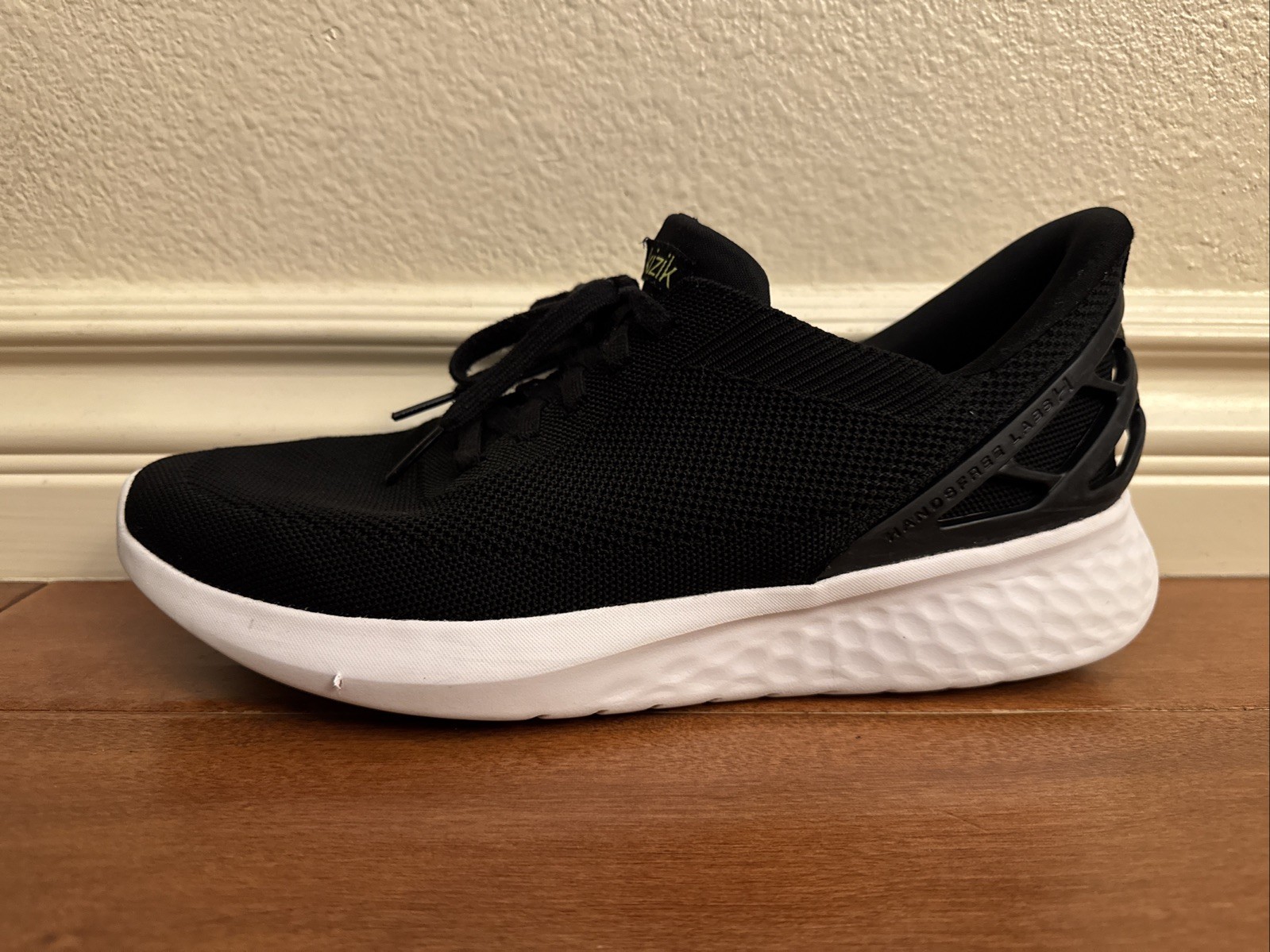 SAOLA Scarpe Kizik Athens uomo 11 donna 12 5 nero bianco mani libere slip on atletiche