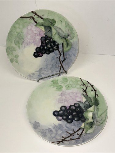 2 ~ Vtg Porcelain Hand Painted Grapes Grape Vine Plate BAVARIA Signed V Burnham - Picture 1 of 8