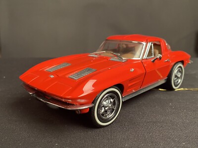 1/24 フランクリンミント 1963 コルベット スティングレイ ミニカー Franklin Mint 1963 Red Corvette Stingray 1/24 Diecast Split