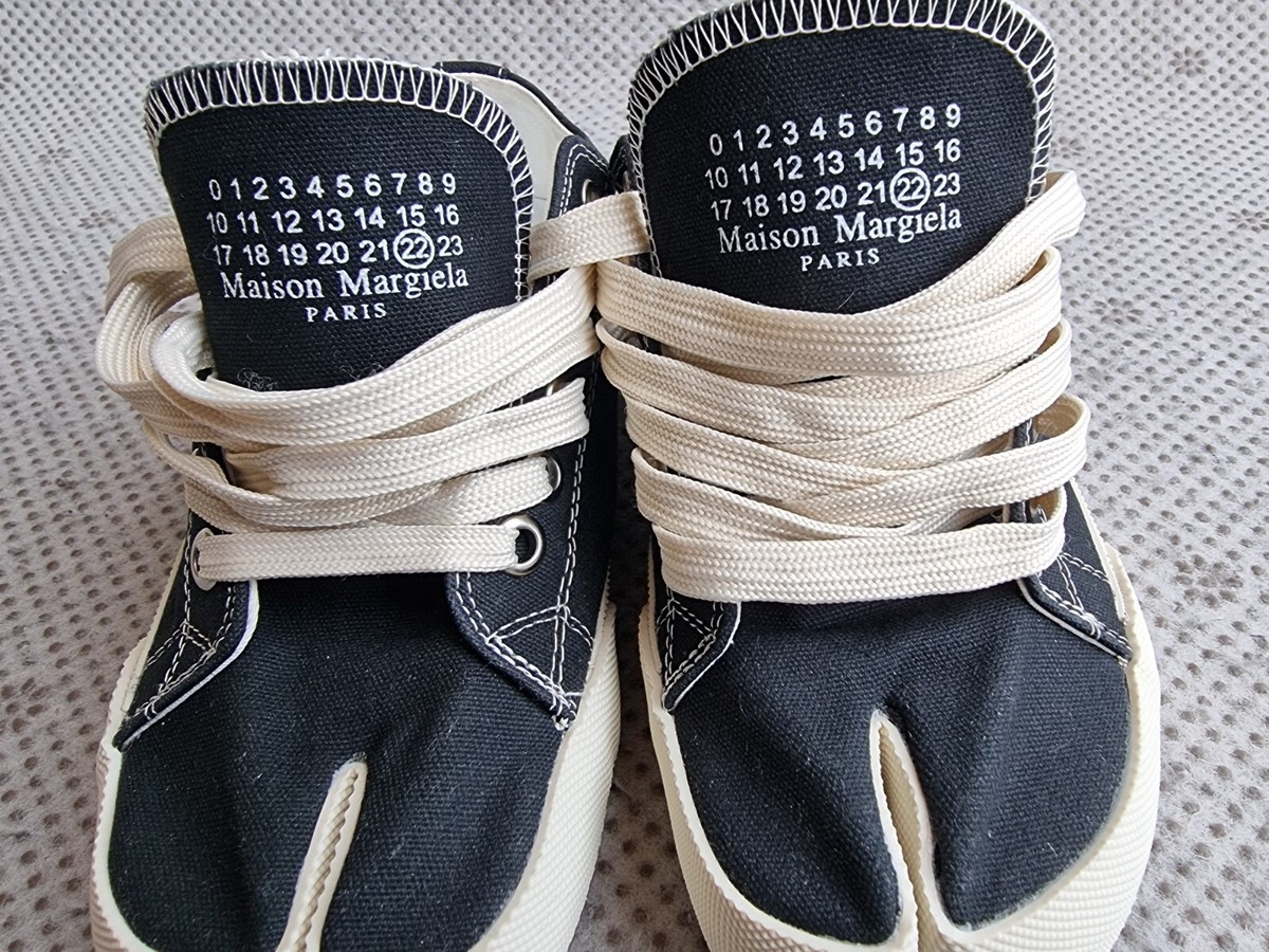Maison Margiela タビバレエ　37 Maison Margiela Tabi Ankle Strap Pumps, Size 37 — woahstyle