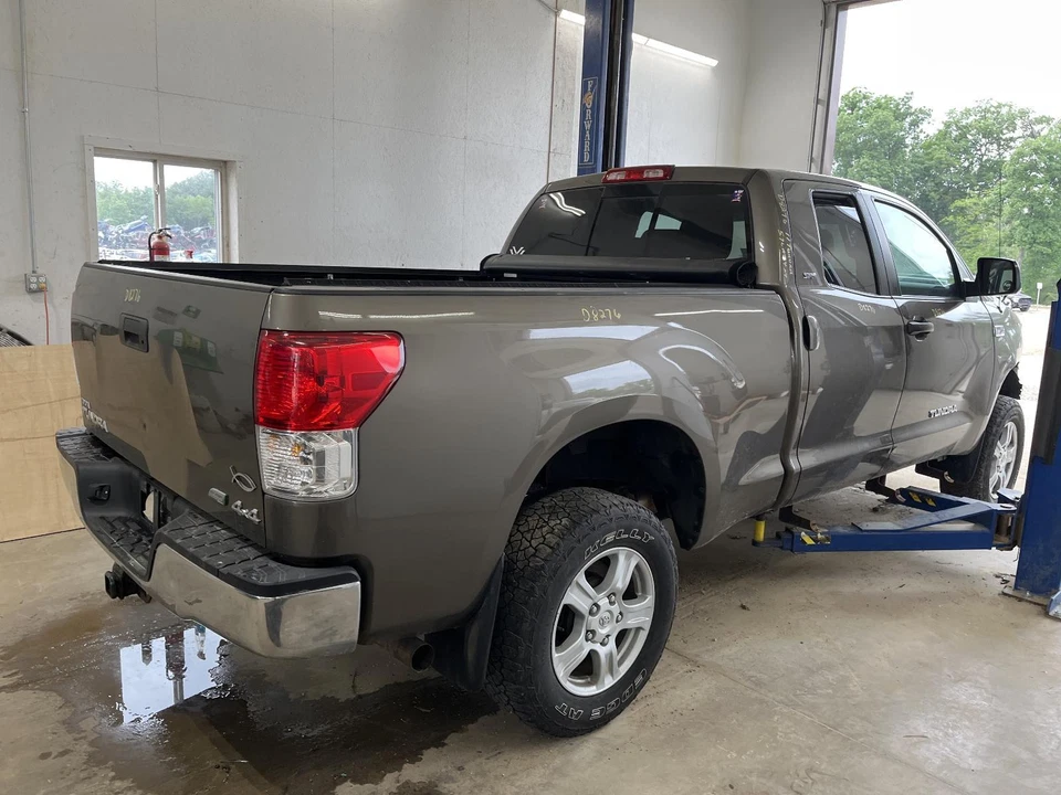 Medidor de velocímetro usado se adapta a: Toyota Tundra Cluster MPH 2011 8 cilindros con paquete de remolque Foto 4 de 4