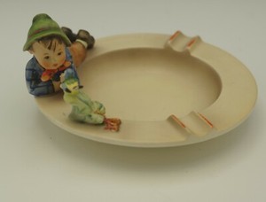 hummel ashtray boy with bird