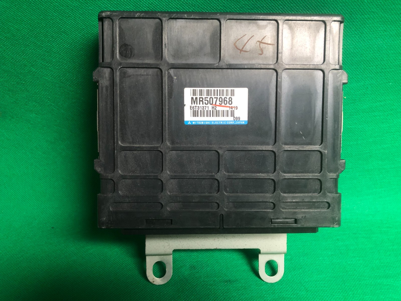 Engine Computer Mitsubishi Mirage 2001 MR507968 1.5l MT ECM PCM 
