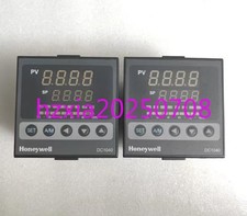 1pc used  Honeywell DC1040CR-701000-E temperature controller