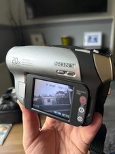 Sony Handycam - DCR-DVD92E Handheld DVD-RW Camcorder Silver Tested working