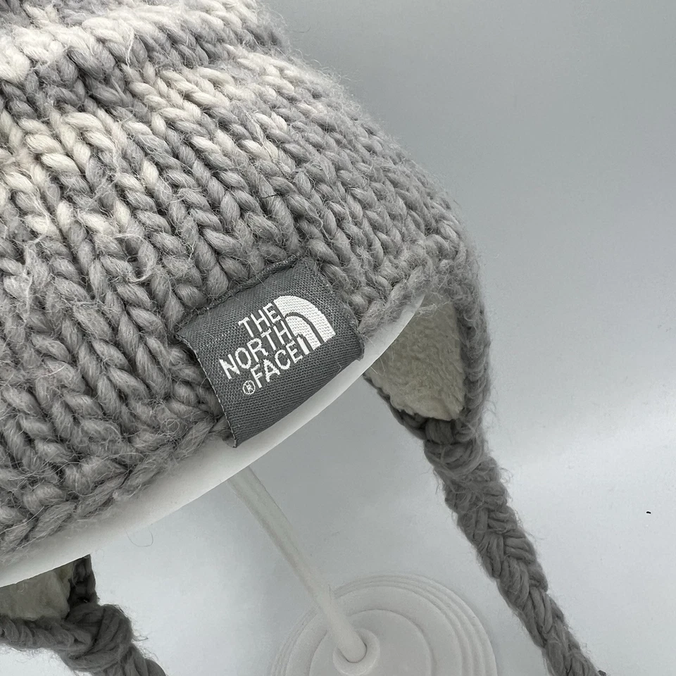 Sombrero The North Face Mezcla de Lana Tejido Gorro Orejeras Trenzado Gris Juventud Invierno Foto 2 de 4