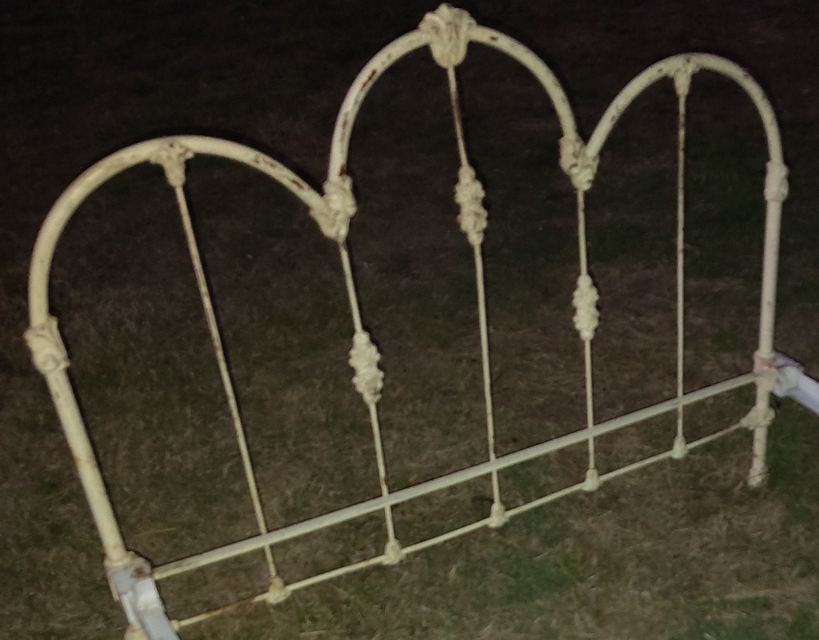 wroght iron bed frame