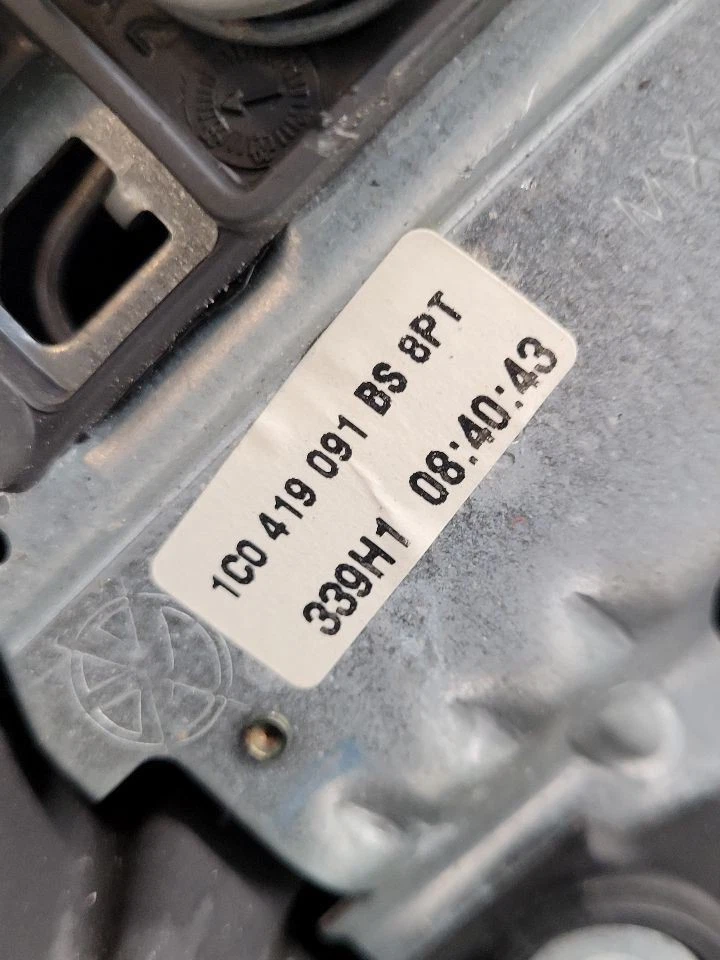 1998-2010 VOLKSWAGEN BEETLE Black Steering Wheel 1C0419091BD8PT - Image 4 of 4