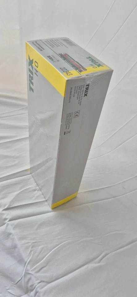 TRIX H0 22343 Diesellok Vossloh G 2000 BB der SERFER NEU - Bild 4 von 4