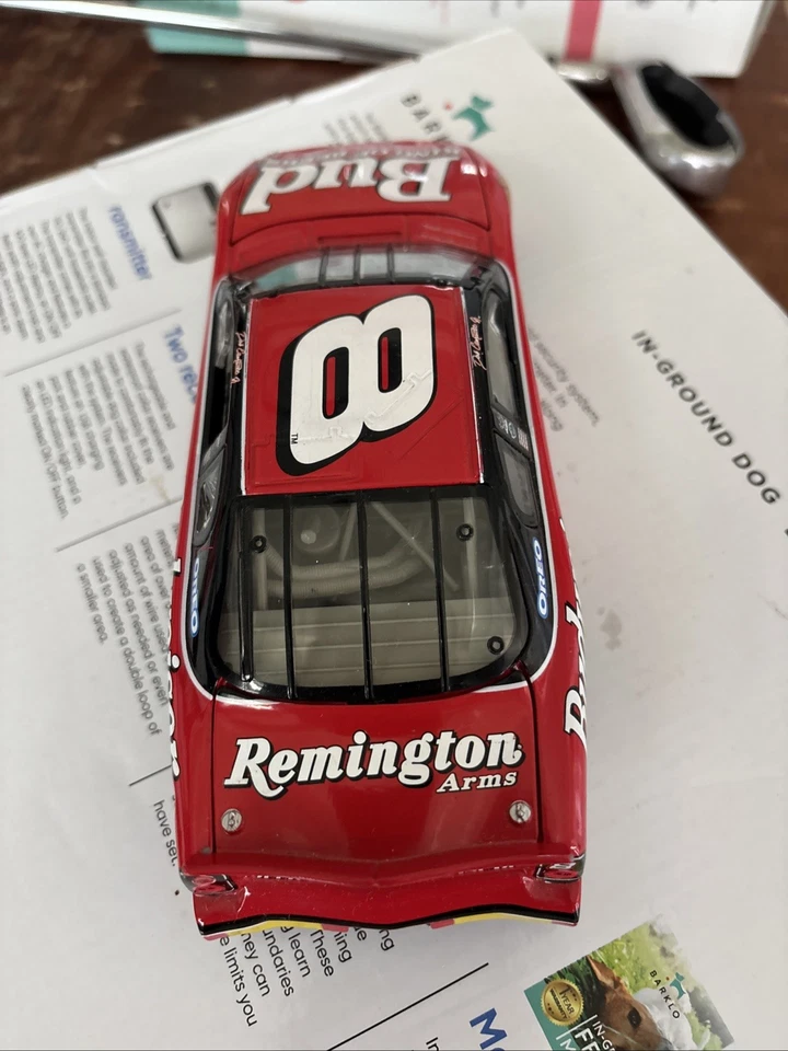 Dale Earnhardt Jr. 1:24 Die Cast Car  Iconic #8 Budweiser - Image 4 of 4