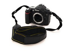 Nikon D90 12.3MP Digital SLR Camera Body Black w/ Strap NO BATTERY