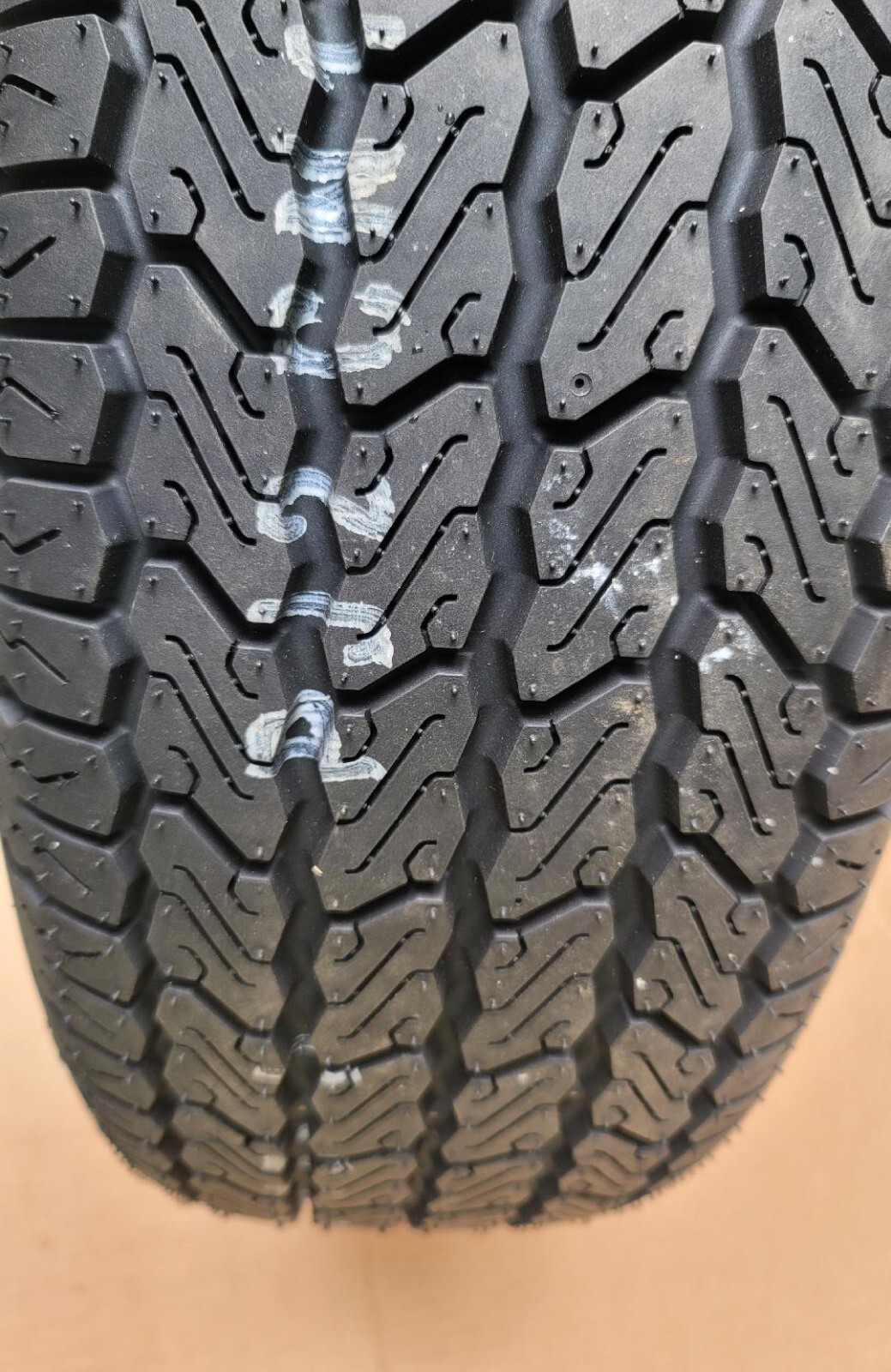 Turrino Ferrari 6.5 x 15 Light Alloy Rim /w Perreli Cintura 205/70R15 FREE SHIP