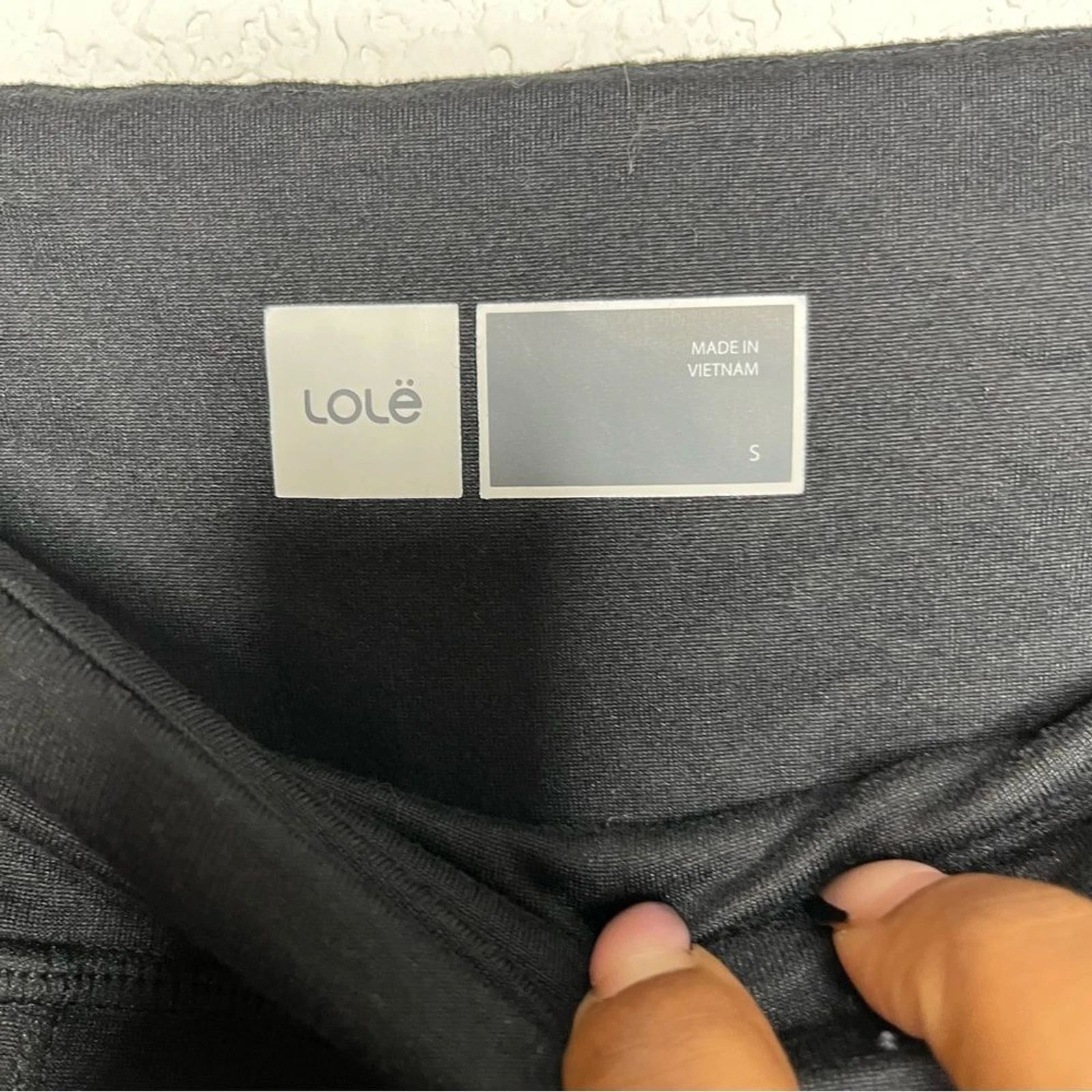 lole relaxed fit pull on drawstrings joggers