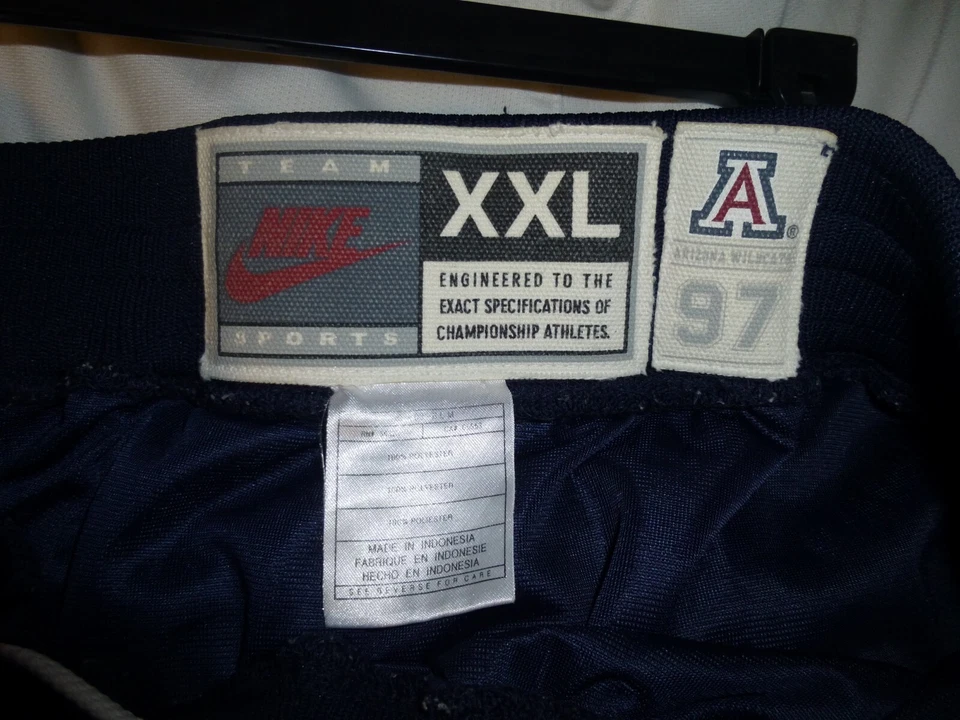 Vintage 97 Arizona Wildcats Basketball Men's Double Layer Mesh Shorts Size XXL - Image 2 of 4