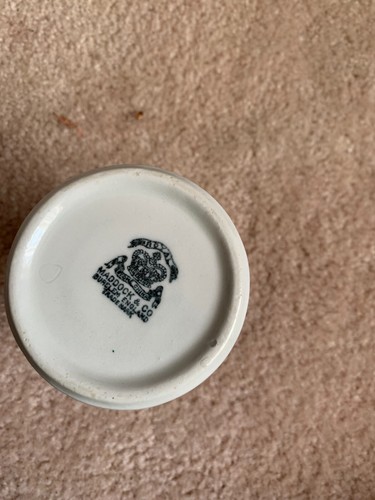 Moss Rose Toothbrush Holder - Picture 2 of 5