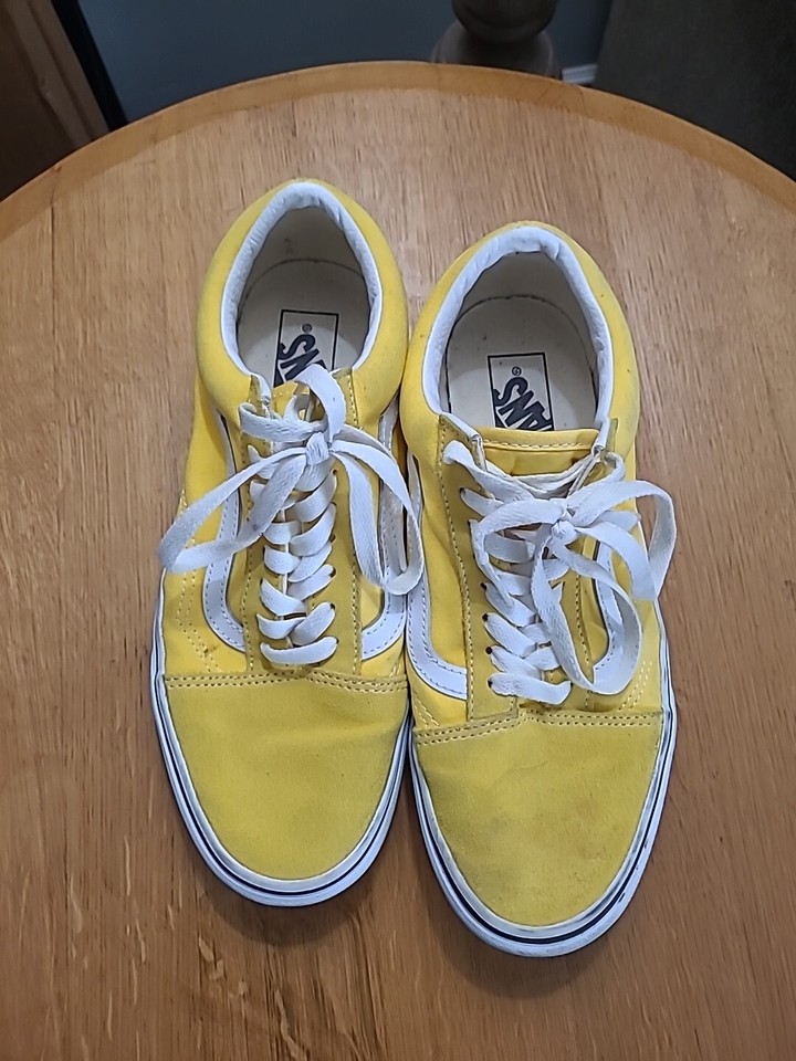 Vans Shoes Women 9 Yellow Suede Low Tops Skateboard Athletic Casual Men
