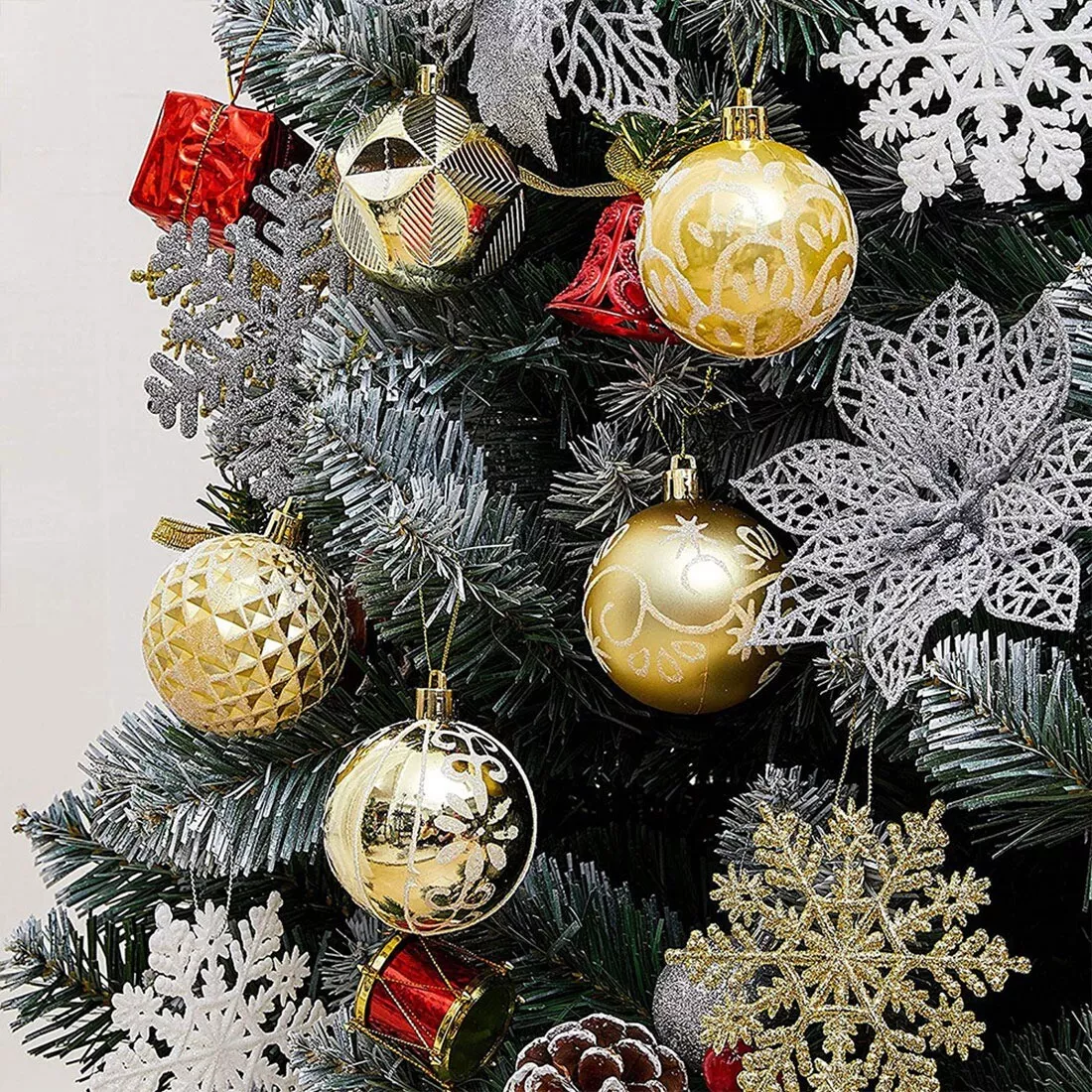 Wedding shop ornament set