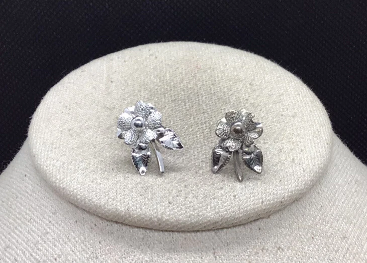 Costume stud earrings clearance