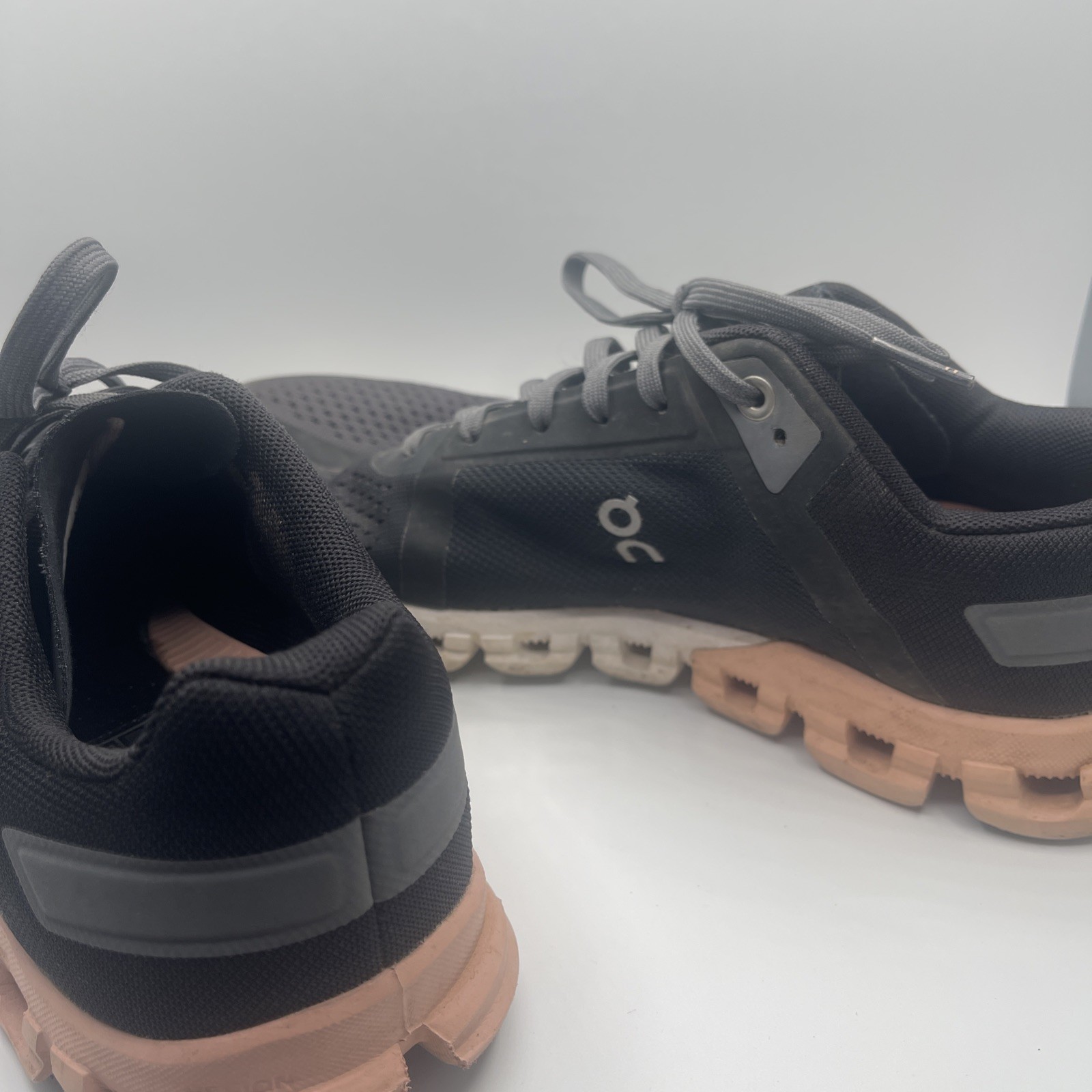 On Cloud Cloudtec Swiss Engineering Helion Womens… - image 8