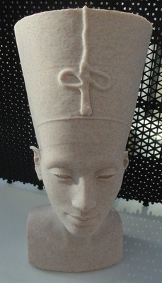 Ägyptische Königin Nofretete Büste, 22 cm hoch, beeindruckendes Display