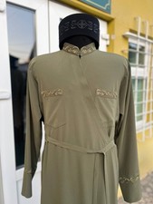 Sotana bordada verde (color caqui) - vestiduras para sacerdote
