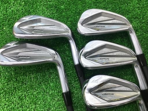 Mizuno JPX 923 Forged Iron Set 6-9,Pw 5pc Flex Regular Travil IRON
