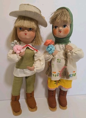 2 Vtg 80s Girl Dolls Costume Straw Hair Papermache Face Wood & Wire Body Poland 