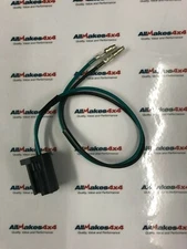 Allmakes Land Rover Defender 95< Side Light Bulb & Indicator Lead & Plug STC1188