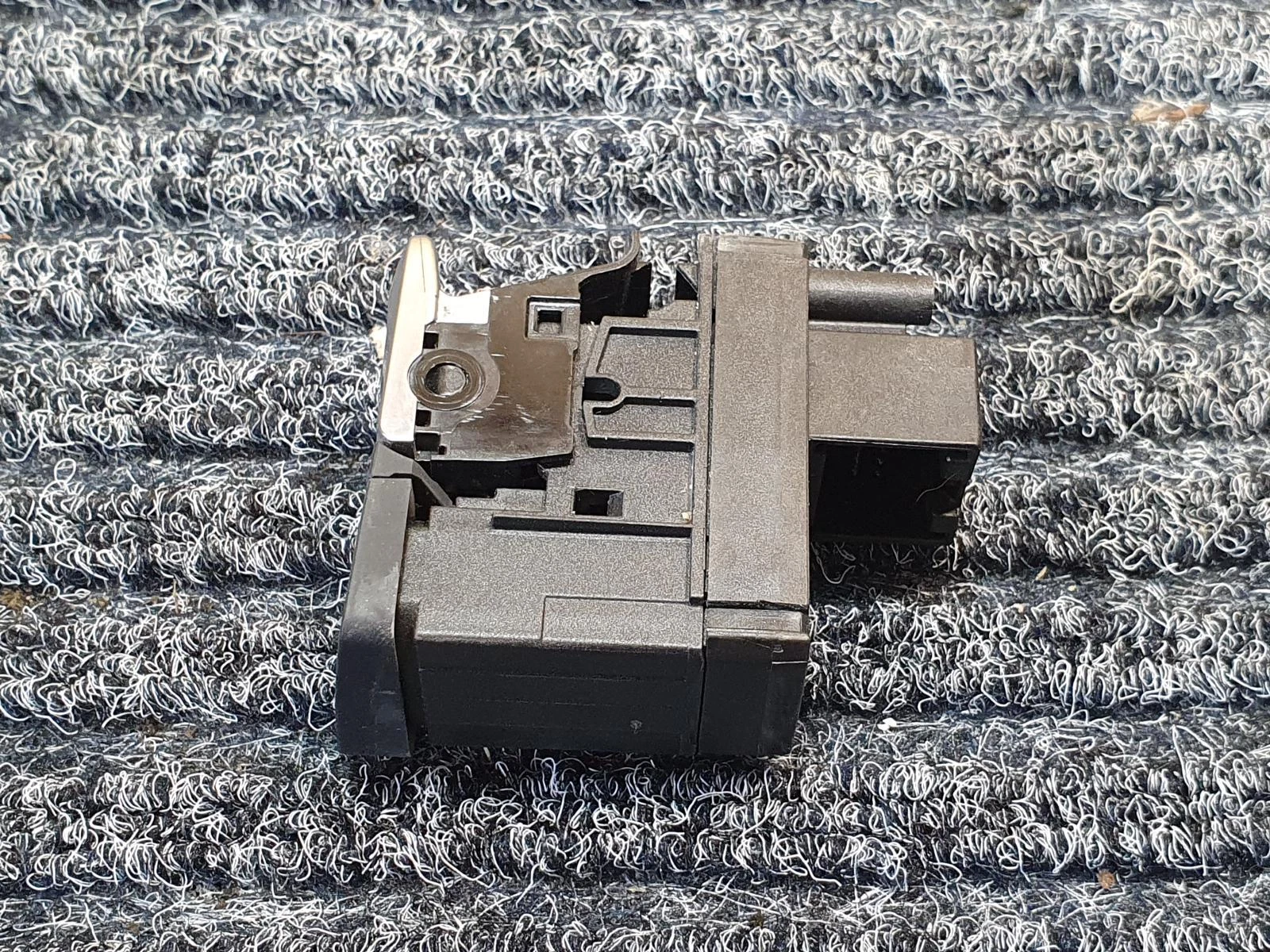 Picture 2 of 5