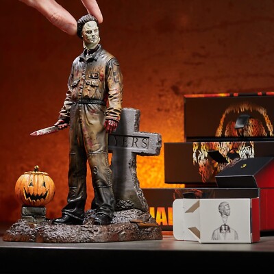 Numskull Official Rob Zombie s Halloween: Michael Myers Countdown Character