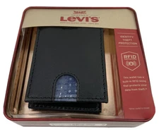 LEVI'S Men Genuine Leather Wallet w/ Valet RFID Protection Black