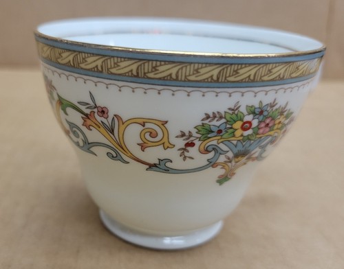 Aynsley Henley Gold Trim Bone China Green Backstamp 11 Cups & 12 Saucers - Picture 10 of 17