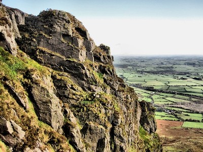 Photo 6x4 Comeragh Crag Knockanacullin Crag at Foilaprisoon in the Comera c2017
