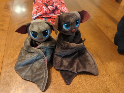 Hotel Transylvania Sonny & Mavis Brown Bats Plush Dracula Posable Wings EUC - Picture 12 of 12