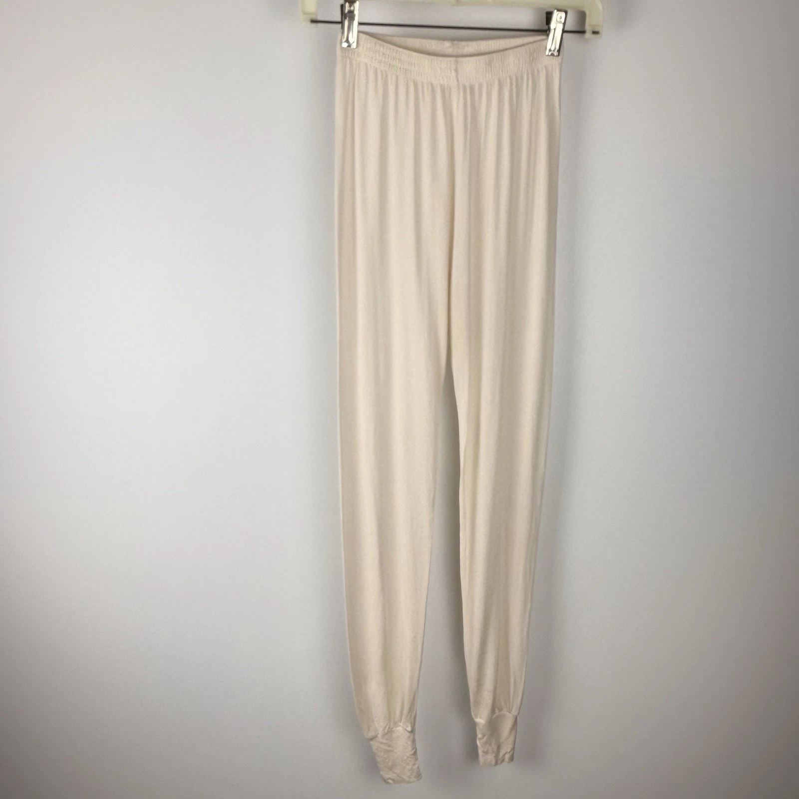 LL Bean 100% Silk Base Layer Thermal Pants Women's S Cream Vintage Gorp Core
Opens in a new window o