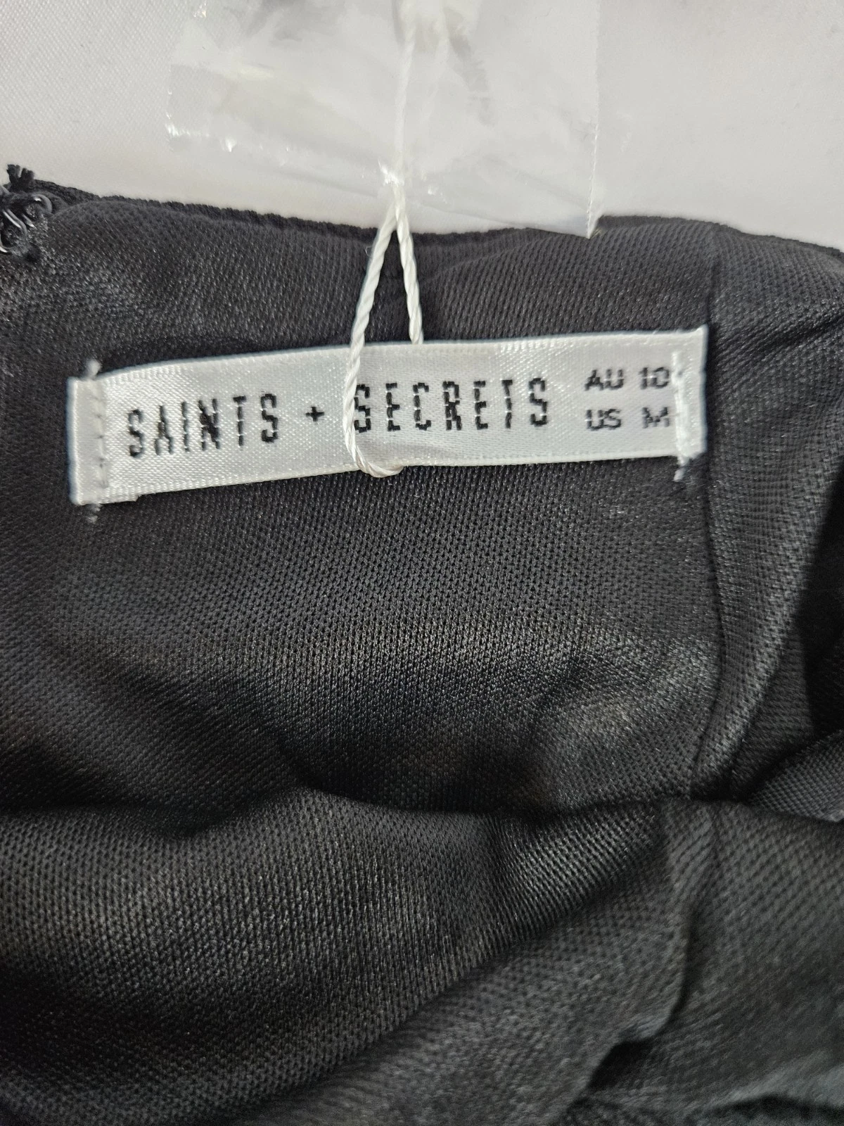 VETEMENTS Nuovo con etichetta! Saints & Secrets Donna Nero Medio Halter Chiusura Oro Schiena Elasticizzata Ritagli