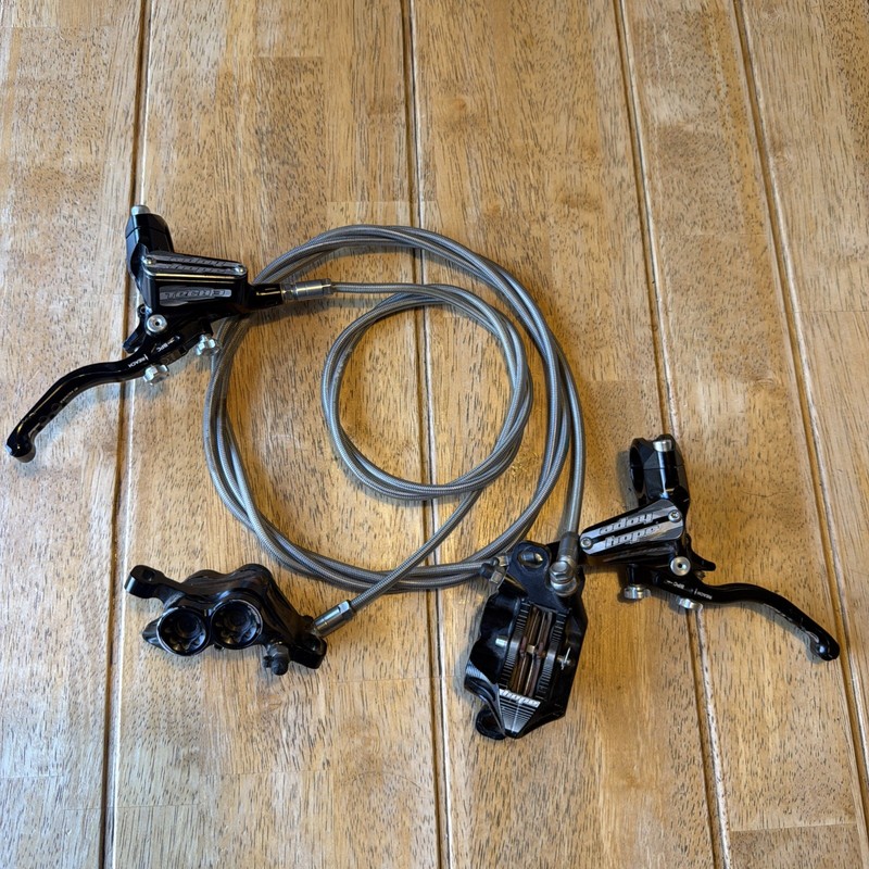 Hope Tech E4 Brake Set Mountain Bike - Good Working Condition