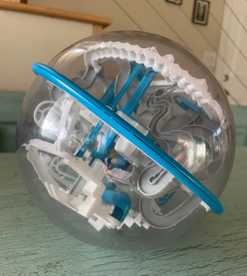 Perplexus Epic 3D Esfera Bola Laberinto Puzzle Juego Laberinto. ¡Ligeramente usado! Foto 4 de 4